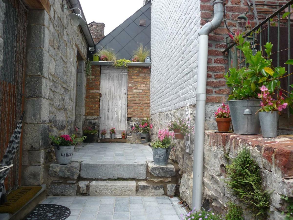 Autrefois chez Lina Dinant Exterior foto